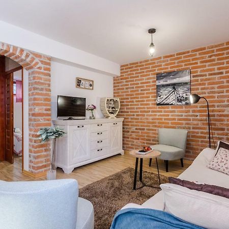 Apartments Rensi زادار المظهر الخارجي الصورة