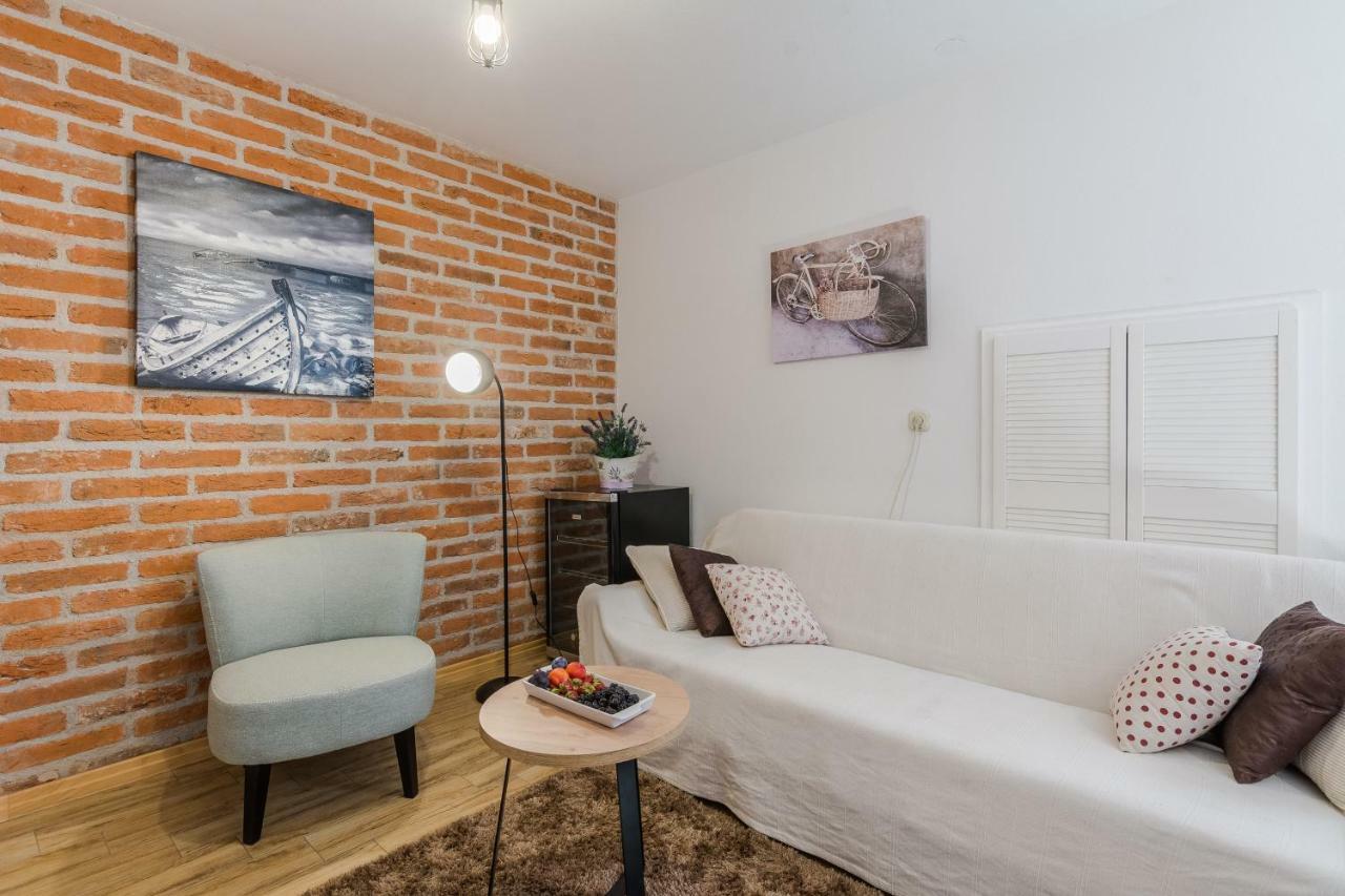 Apartments Rensi زادار المظهر الخارجي الصورة