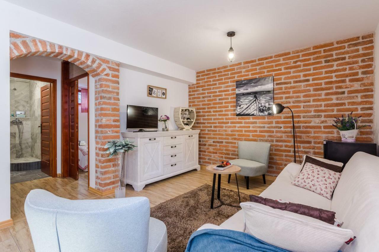 Apartments Rensi زادار المظهر الخارجي الصورة