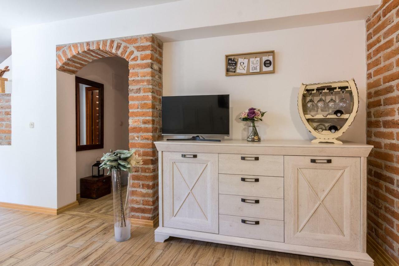 Apartments Rensi زادار المظهر الخارجي الصورة