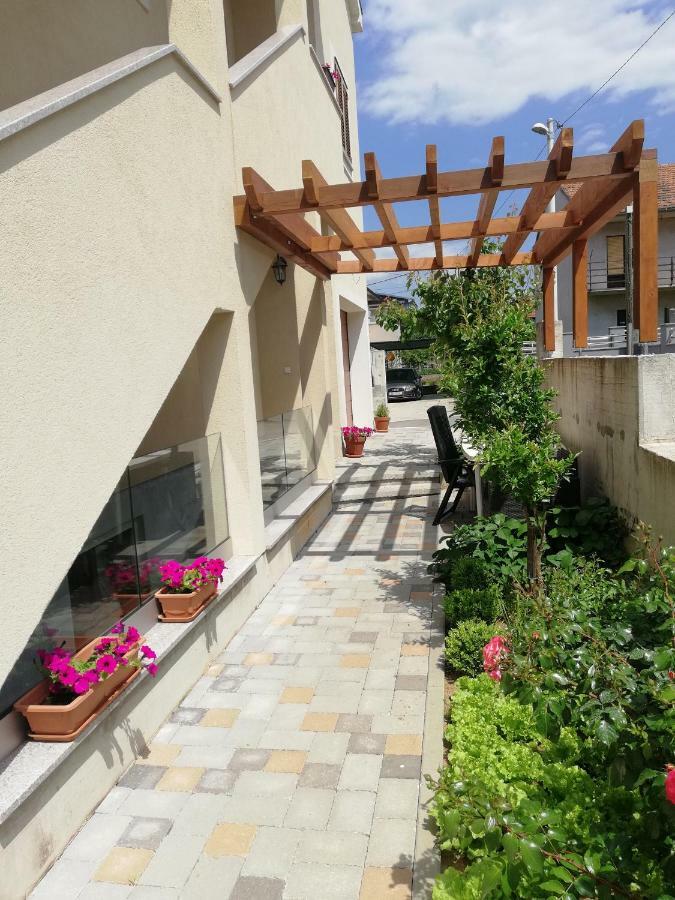 Apartments Rensi زادار المظهر الخارجي الصورة